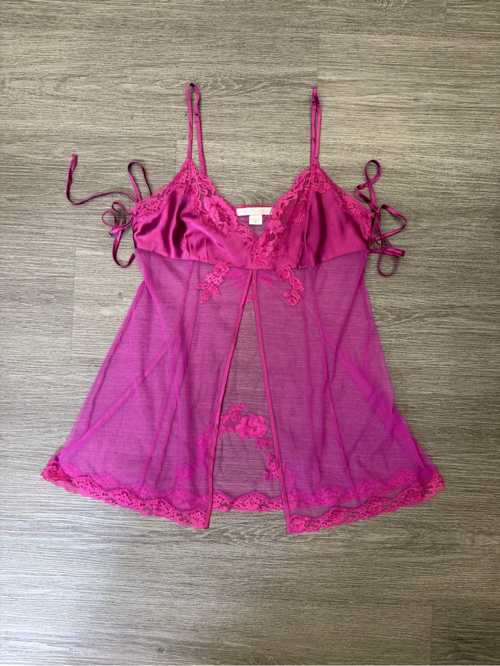 Victoria's Secret Fuchsia Lace-Trim Sheer Babydoll Chemise Size Medium